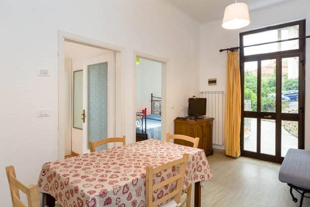 Varazze Apartment Стая снимка